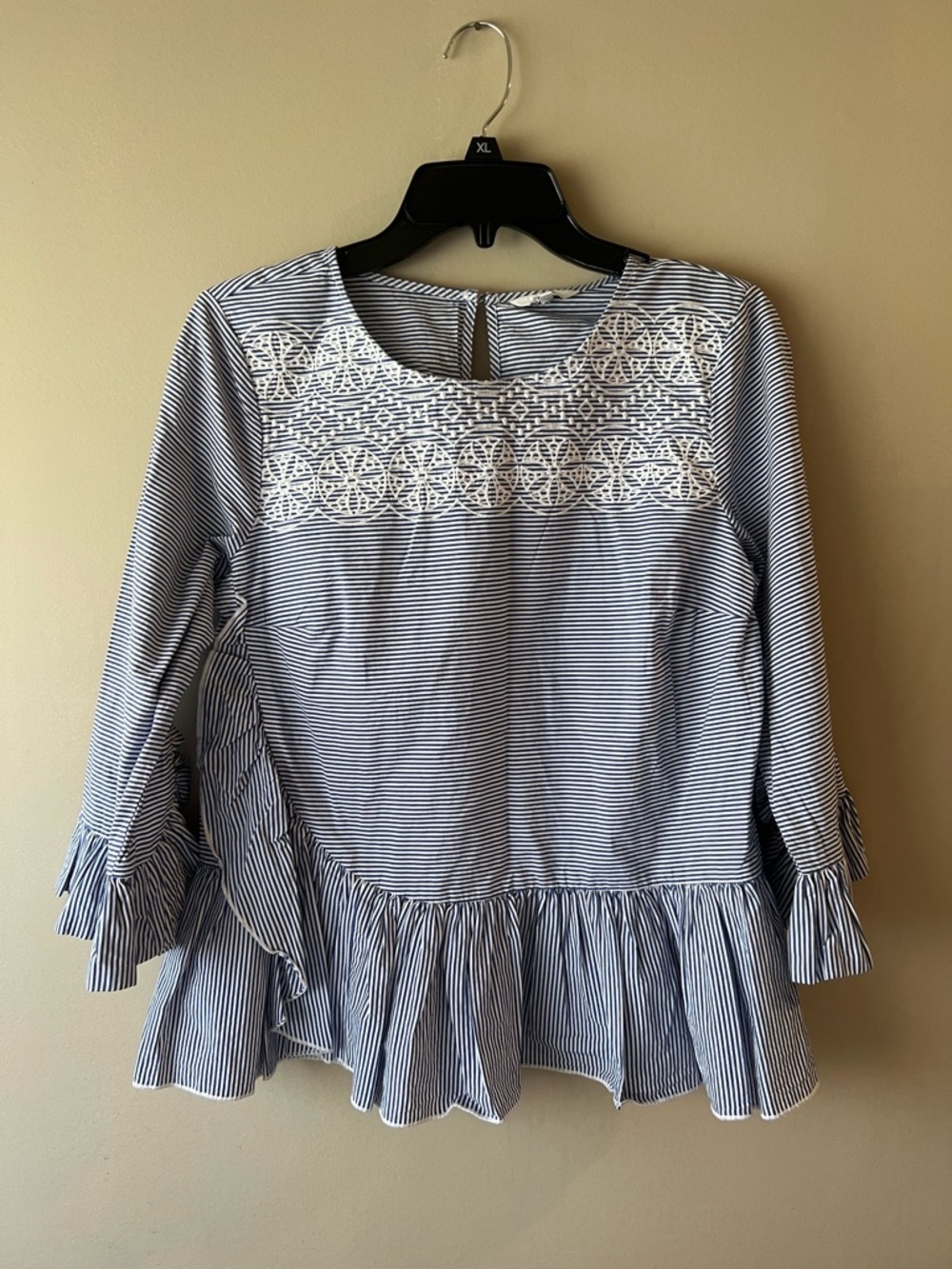 Crown & Ivy Women’s Navy Stripe Peplum Top with Lace Yoke Small NWT